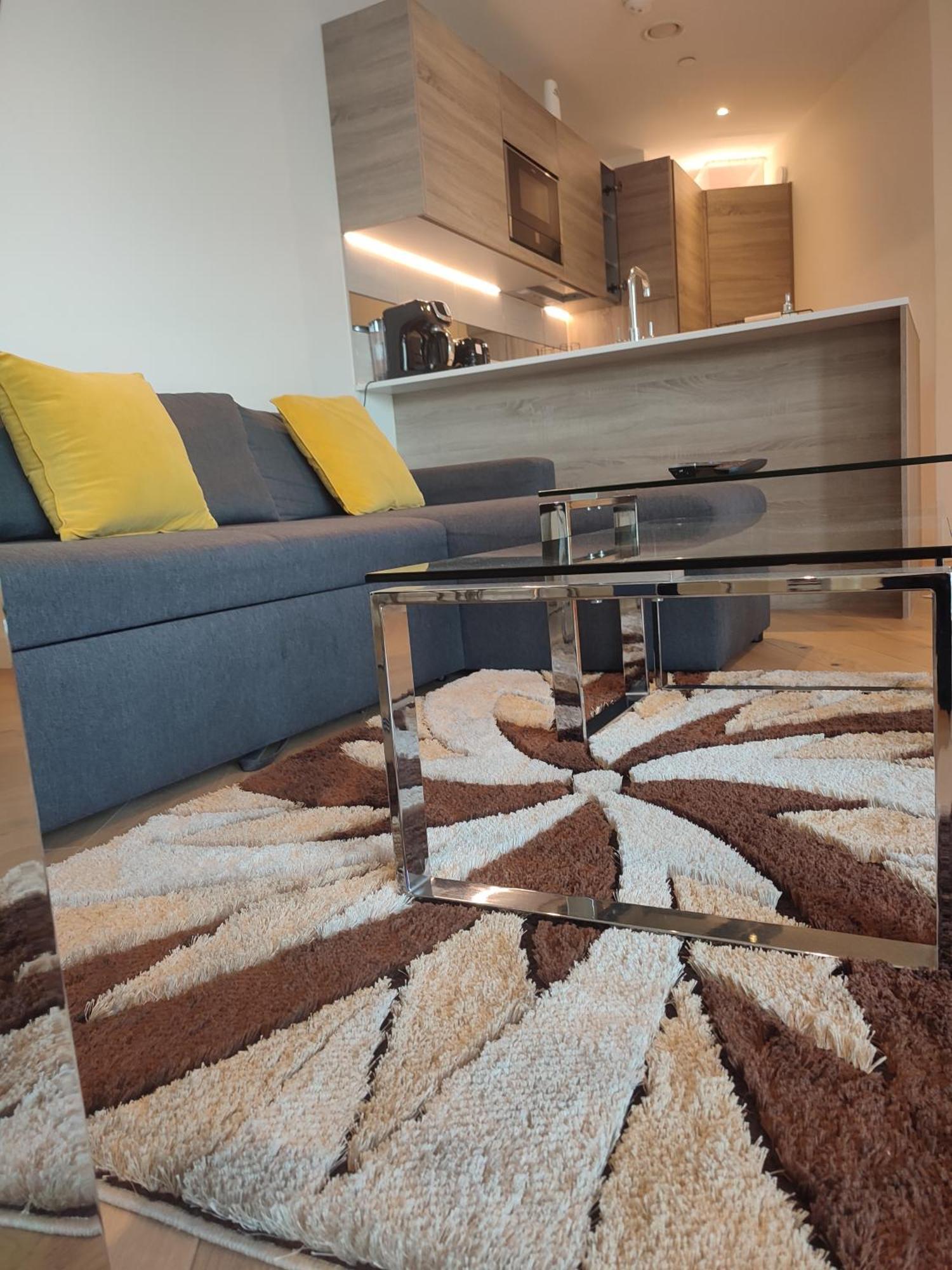 Luxury Riverside Apt With Easy Access To Central London, O2, Excel Centre And Parking Extérieur photo